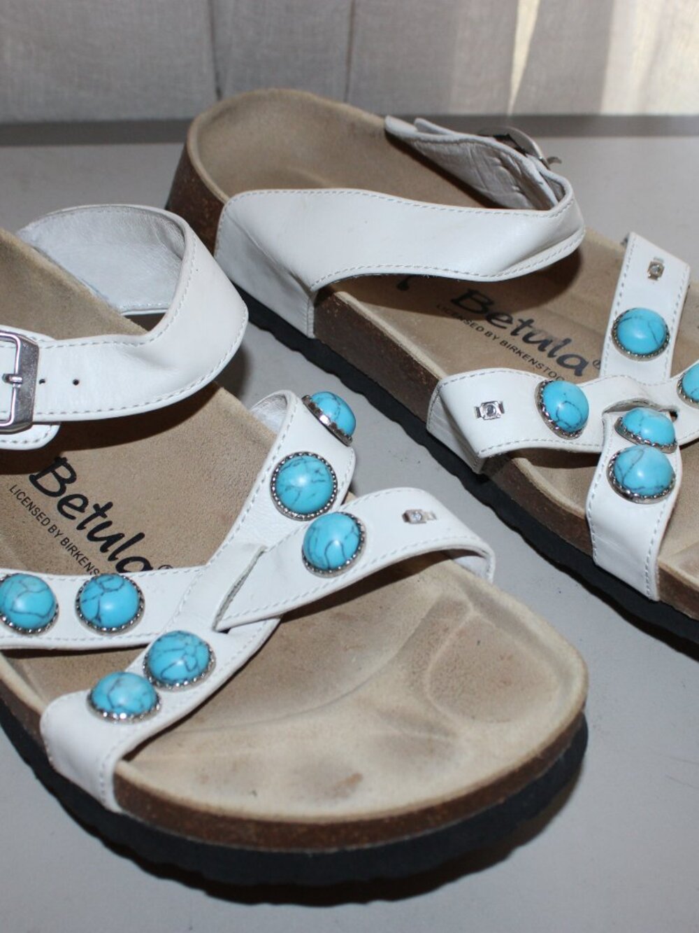 Share Betula Birkenstock Sandals Women’s US 8 White Turquoise Soft Footbed - Picture 2 of 8